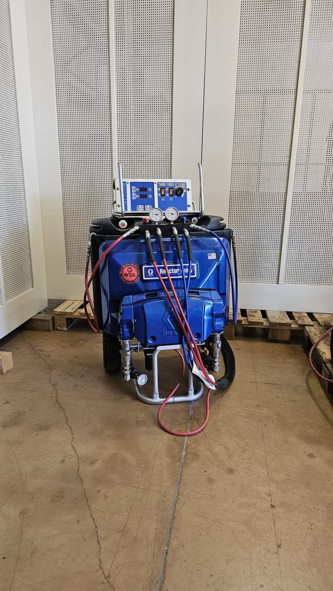 Macchina Spruzzo Poliuretano Espanso