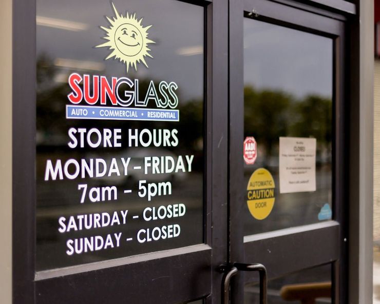 the sunglass store hours are monday - friday 7am - 5pm