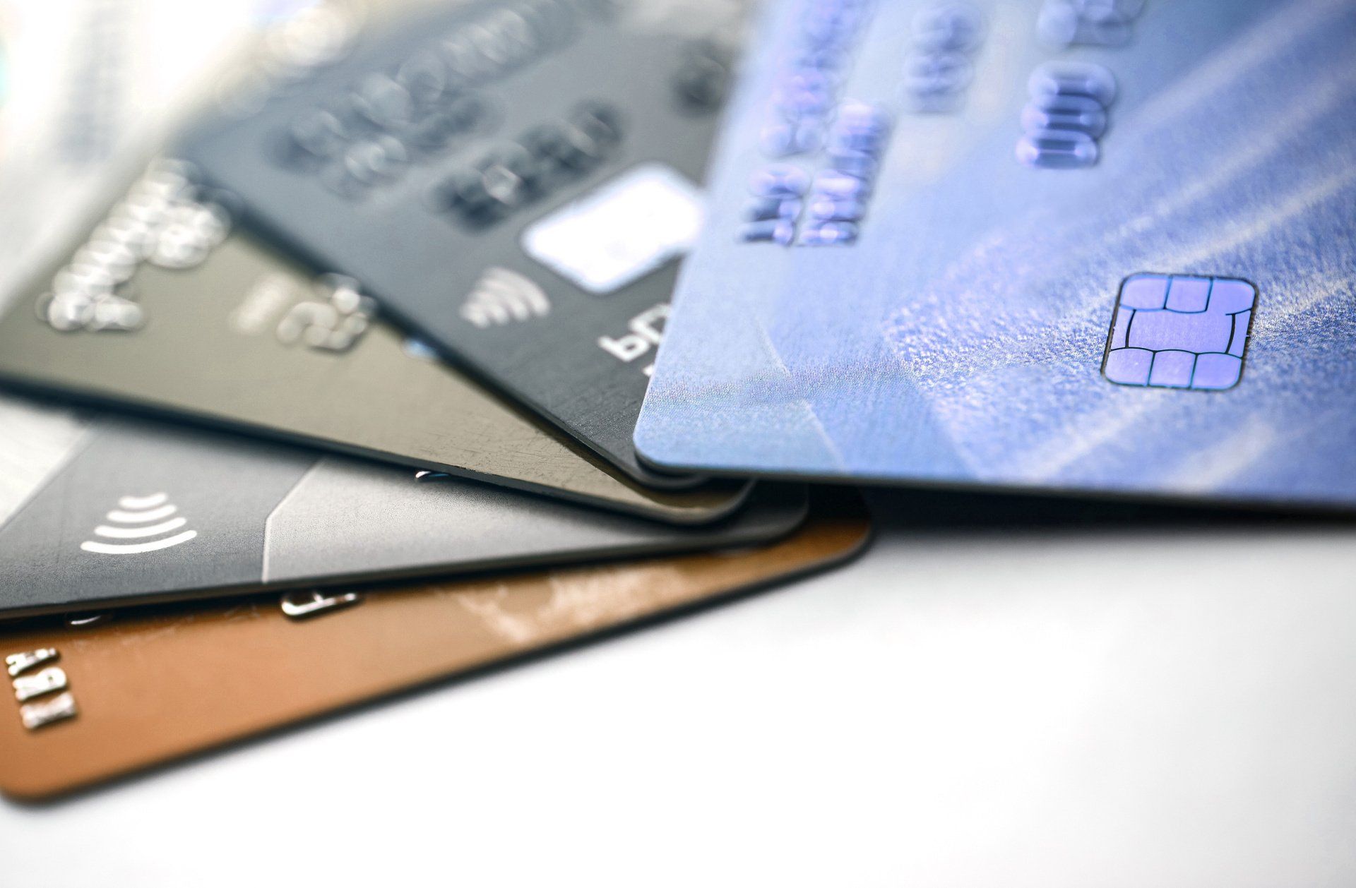 2021 List of “Major” Credit Card Companies and How to Get Their Cards