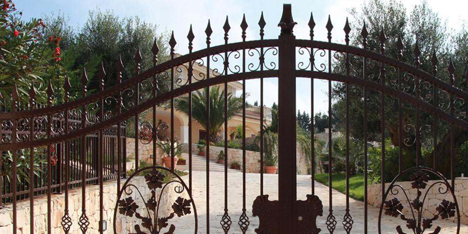 cancelli ad anta su misura