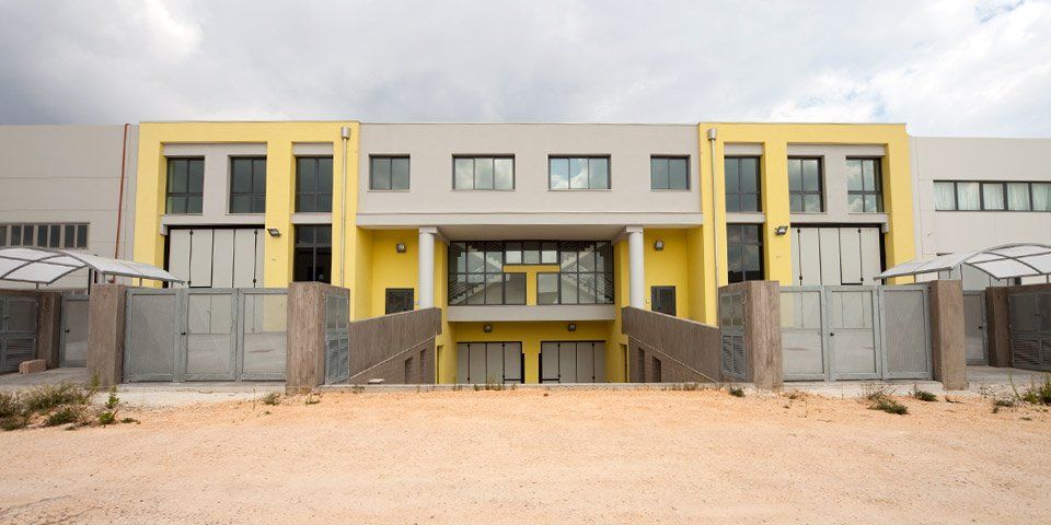 portoni per l'industria