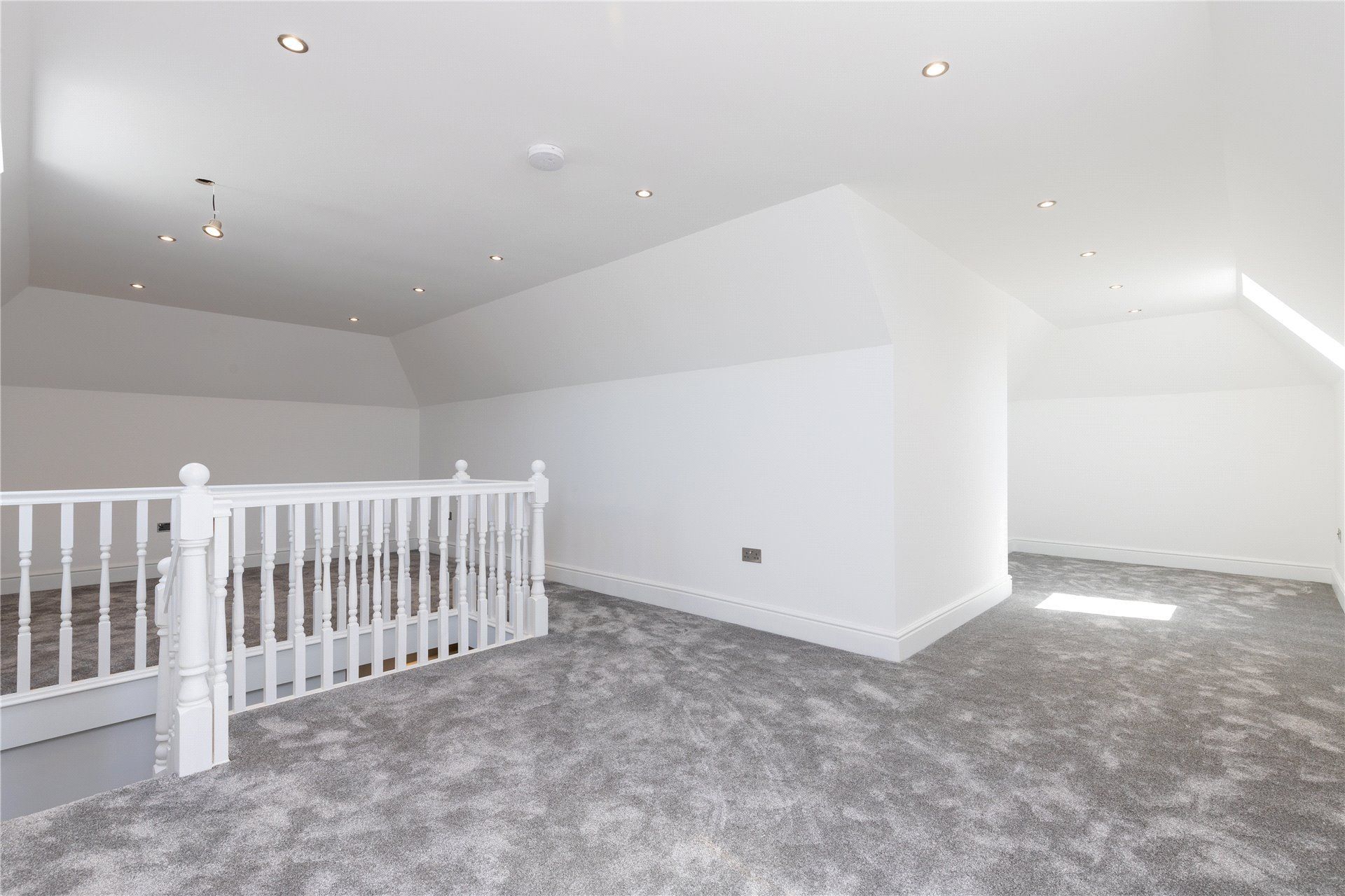 Mushroom Castle, Winkfield Row