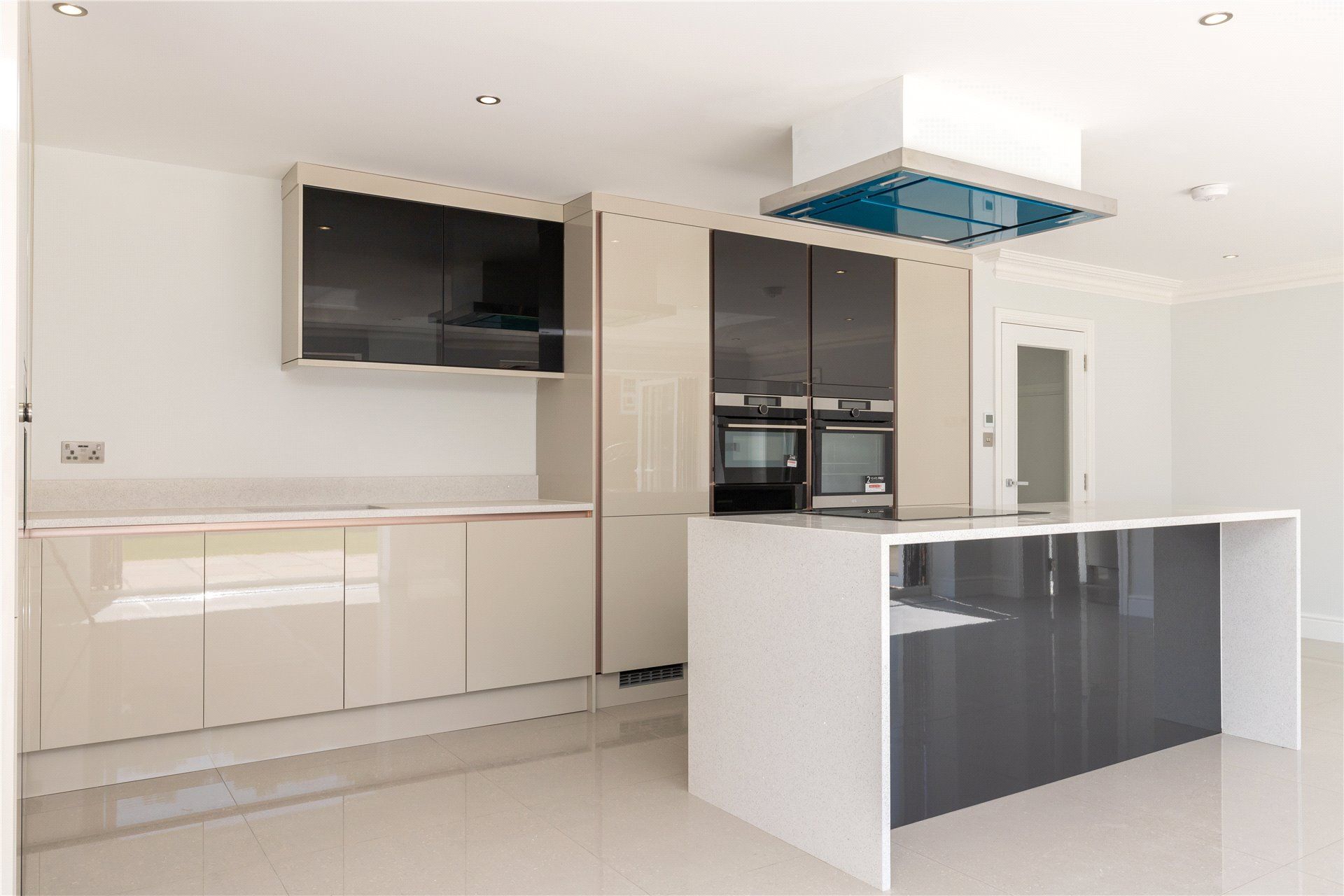 Mushroom Castle, Winkfield Row