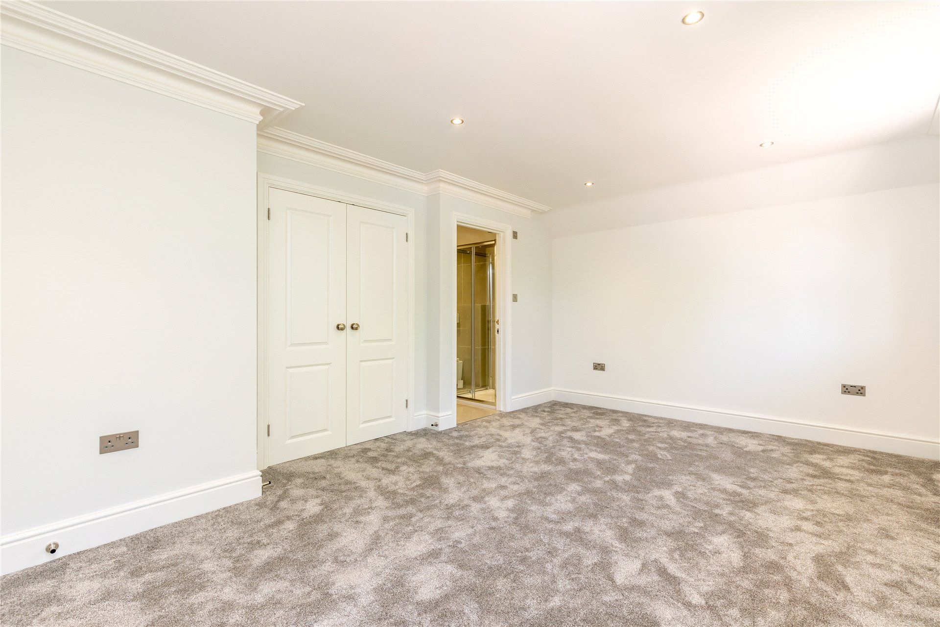 Mushroom Castle, Winkfield Row