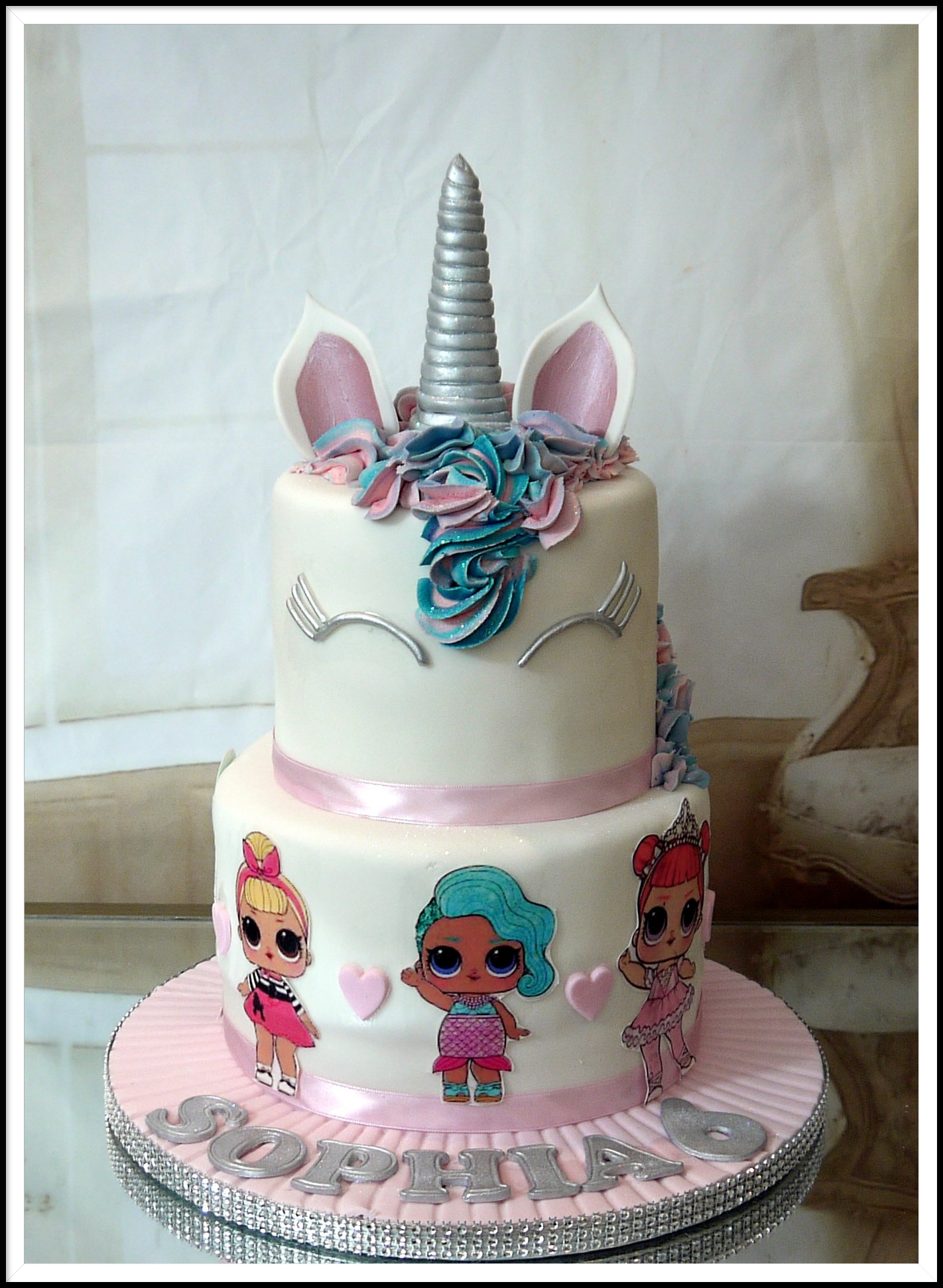 Lol suprise and unicorn cake