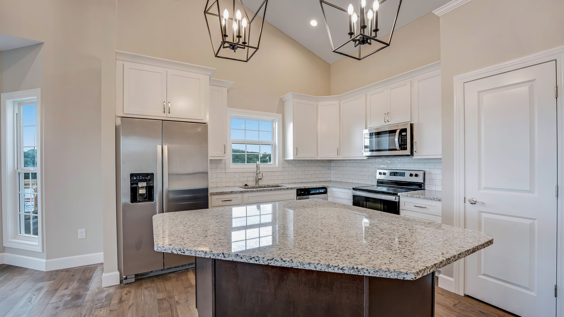 Luxury custom homes in St. Louis and Lake of the Ozarks