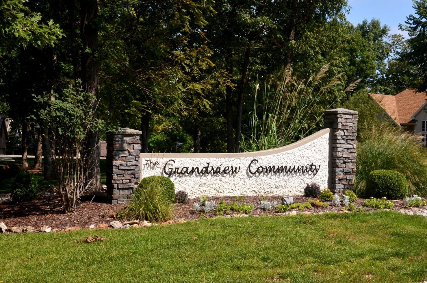 Luxury custom homes in St. Louis and Lake of the Ozarks