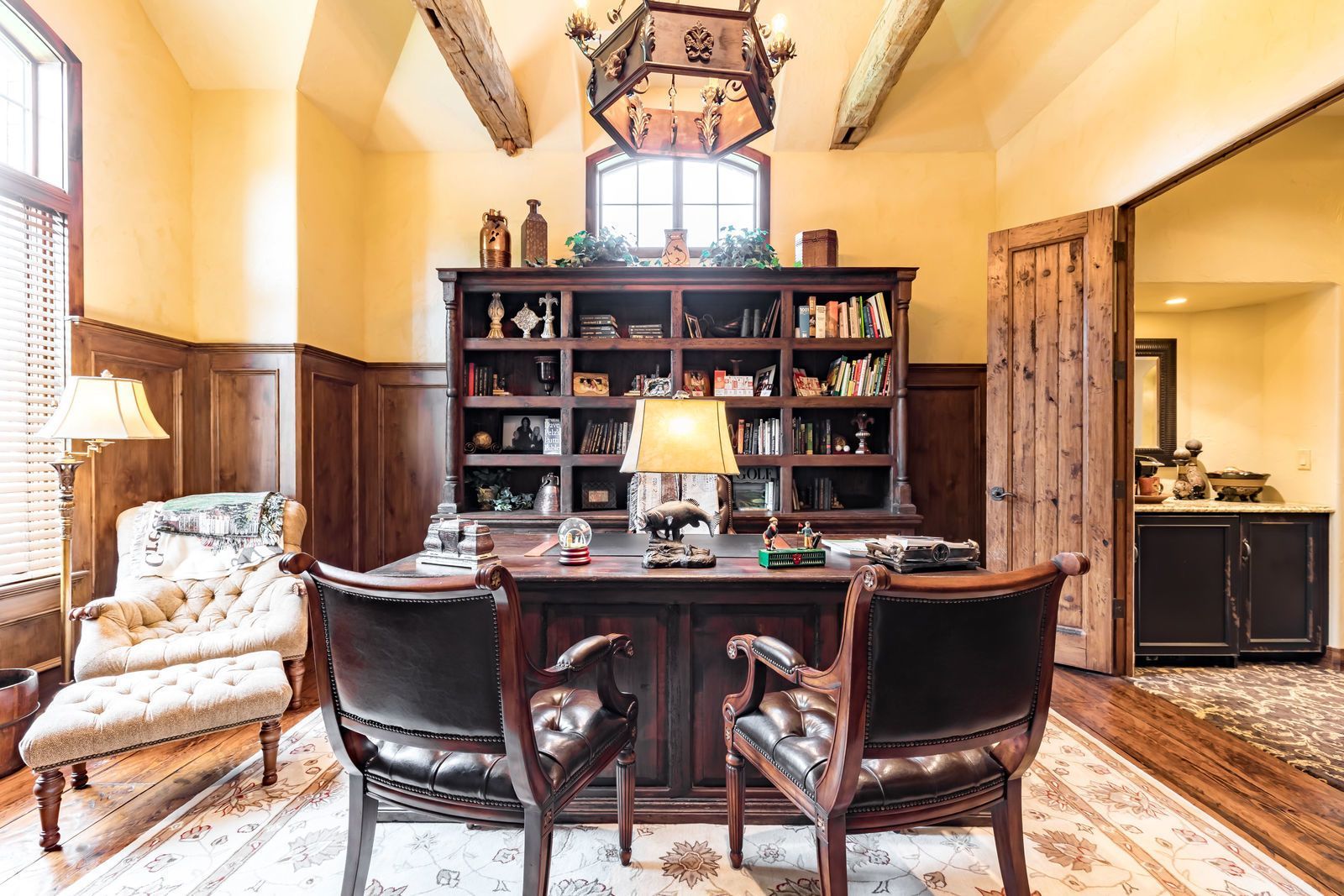 Luxury custom homes in St. Louis and Lake of the Ozarks