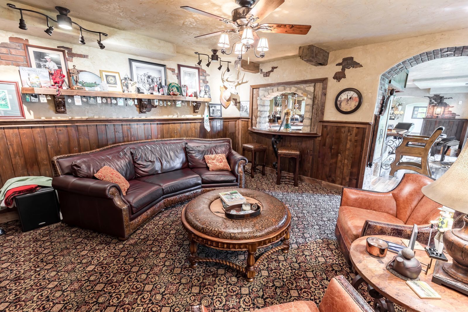 Luxury custom homes in St. Louis and Lake of the Ozarks