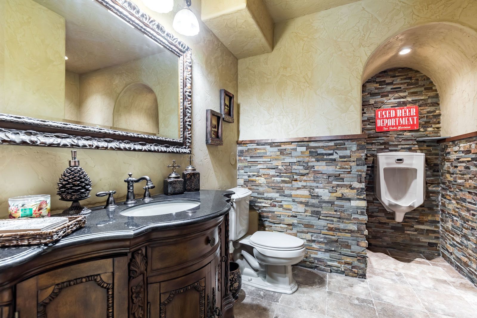 Luxury custom homes in St. Louis and Lake of the Ozarks