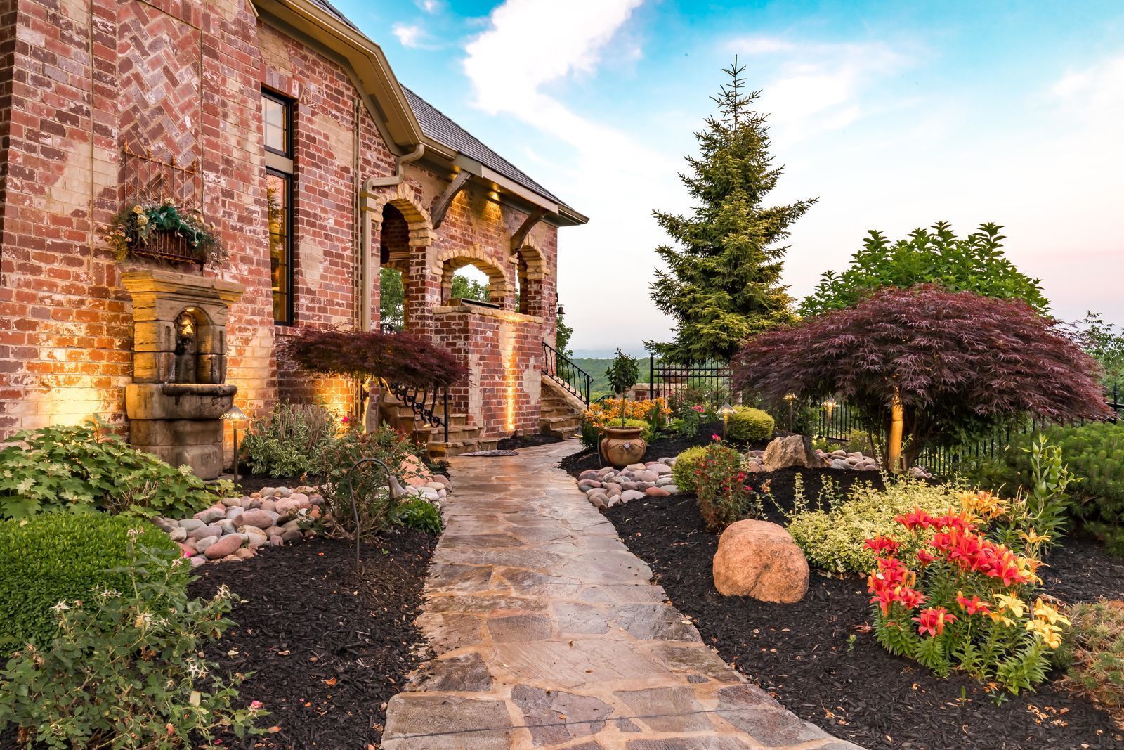 Luxury custom homes in St. Louis and Lake of the Ozarks