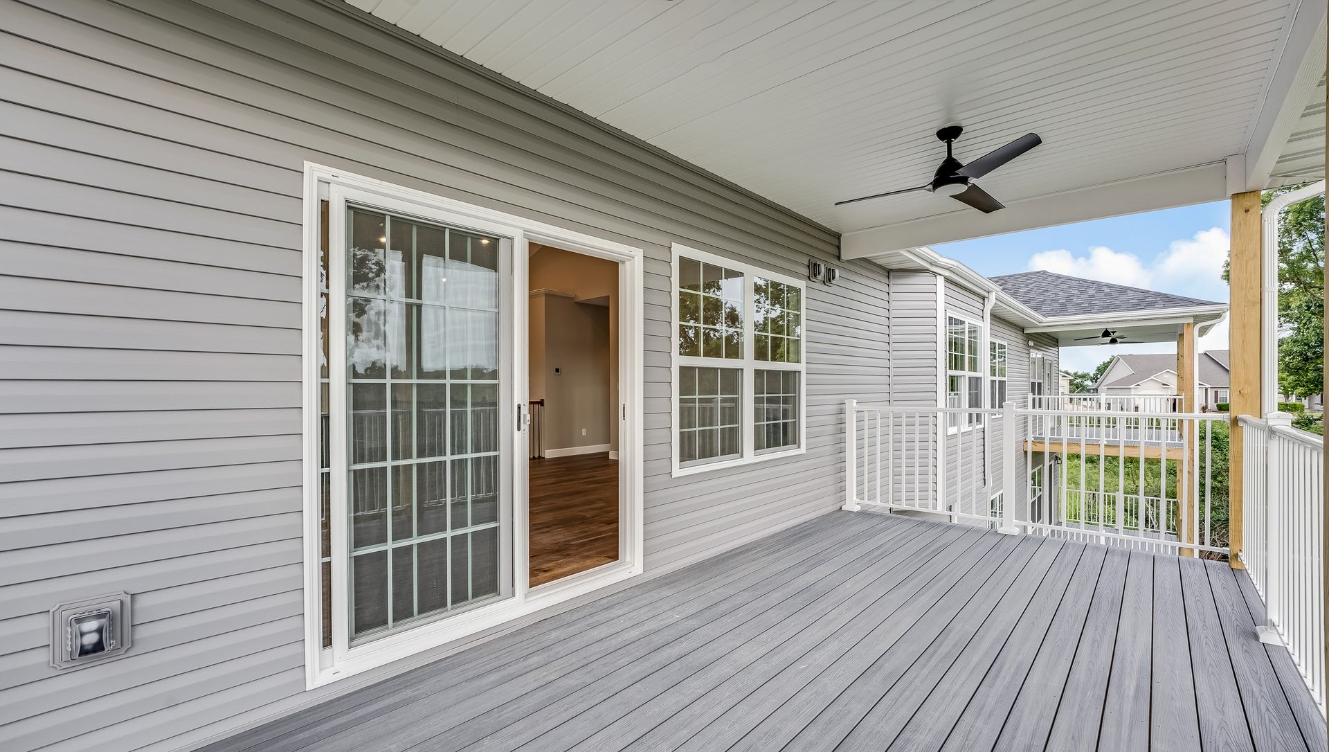 Luxury custom homes in St. Louis and Lake of the Ozarks