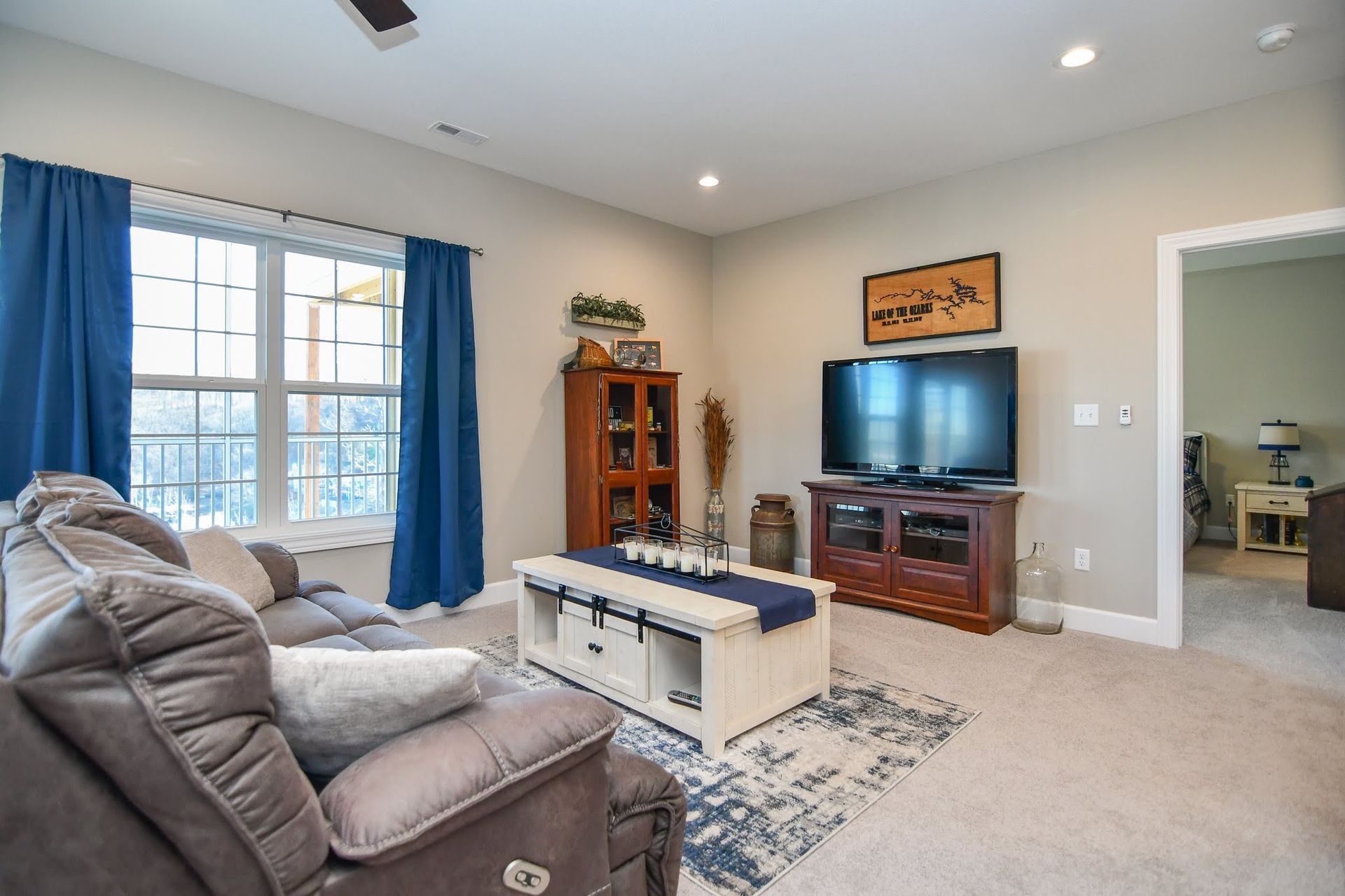 LuLuxury custom homes in St. Louis and Lake of the Ozarksxury custom homes in St. Louis and Lake of the Ozarks