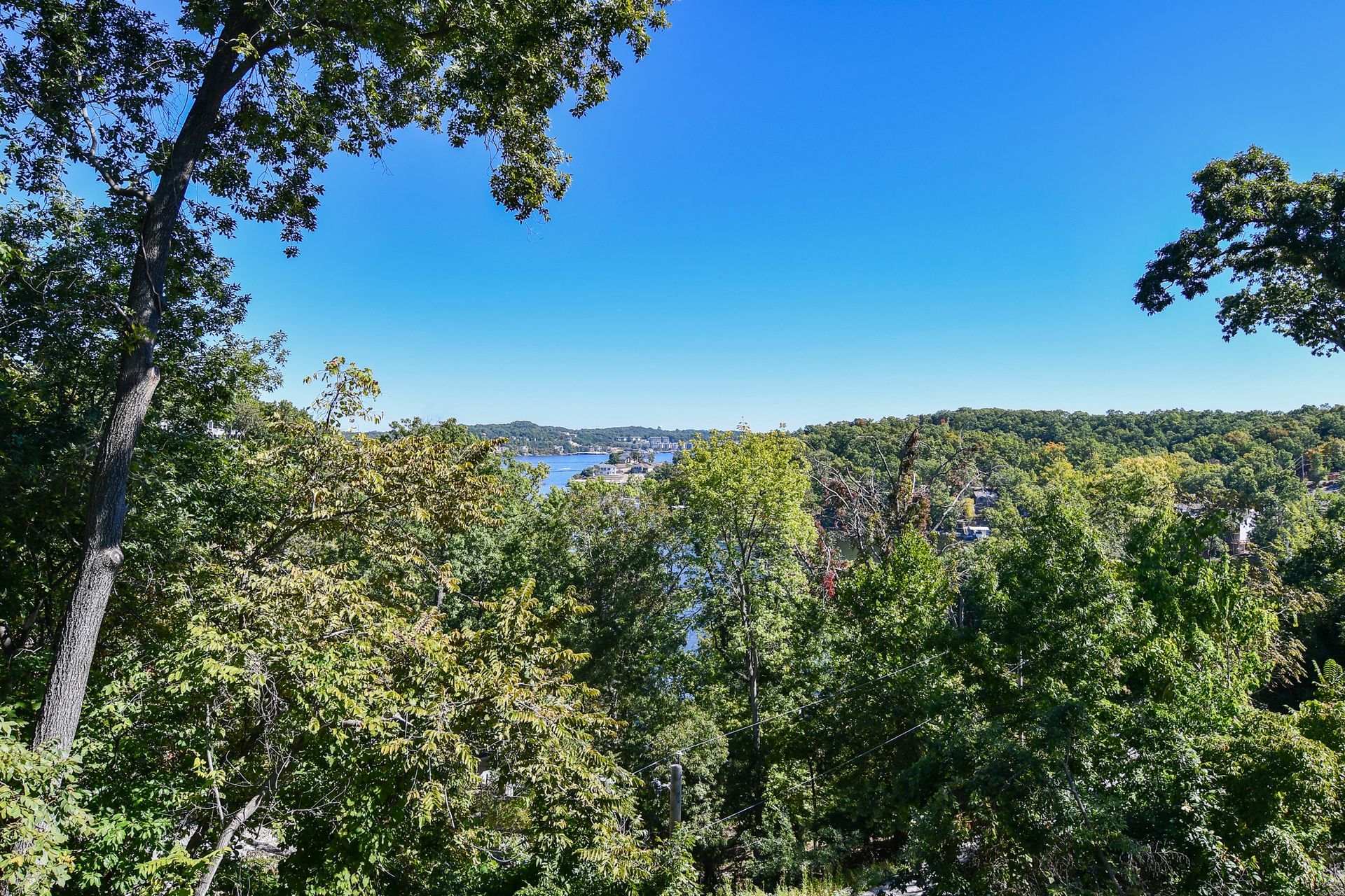 Luxury custom homes in St. Louis and Lake of the Ozarks