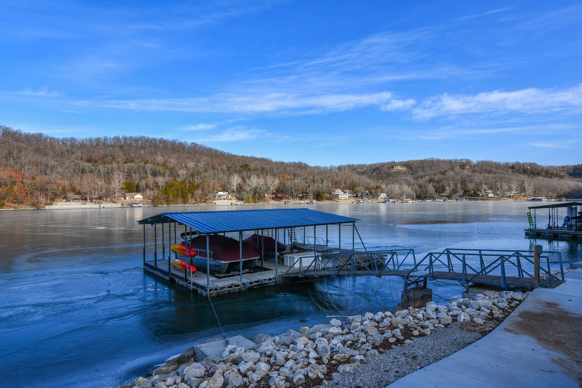 Luxury custom homes in St. Louis and Lake of the Ozarks