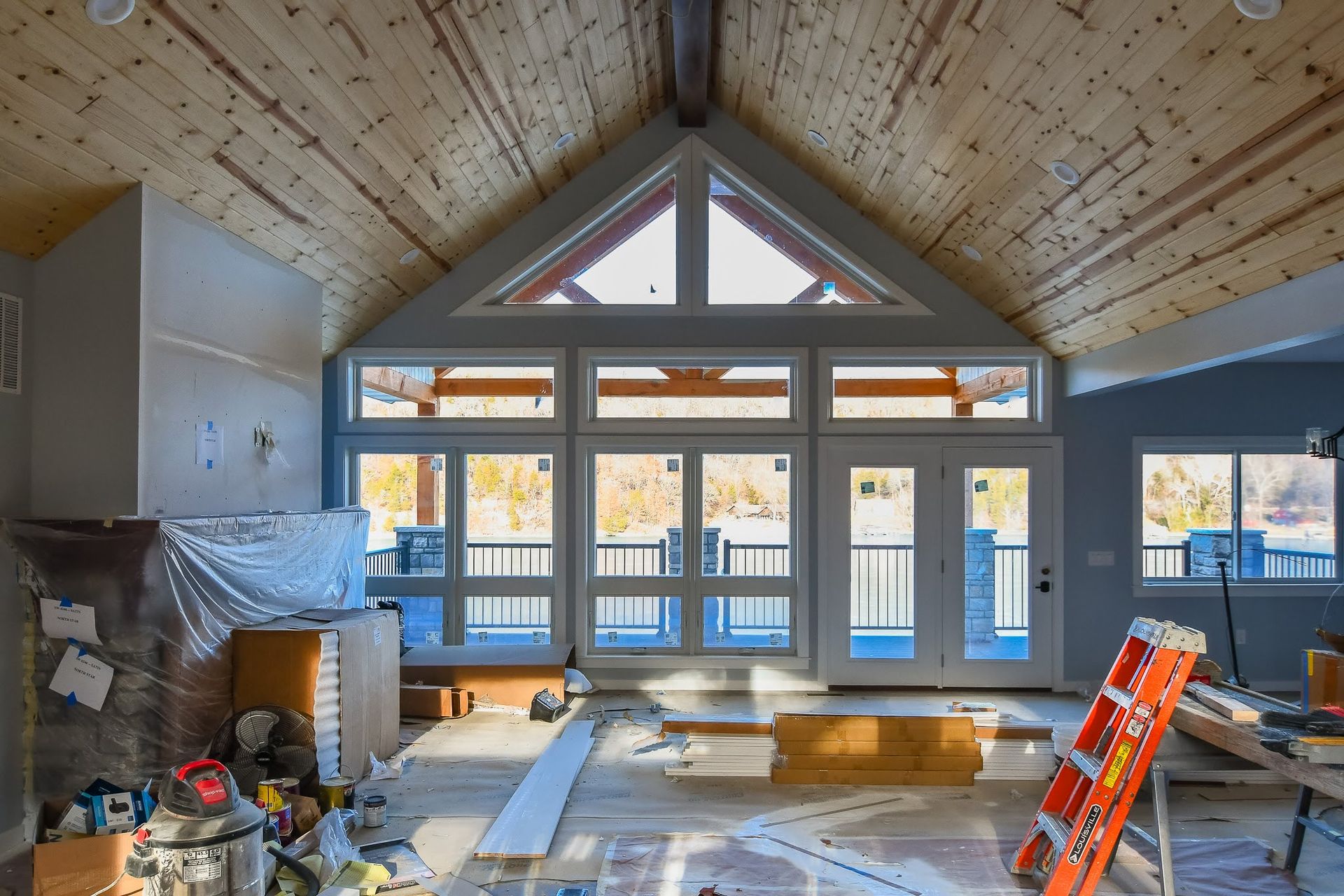 Luxury custom homes in St. Louis and Lake of the Ozarks