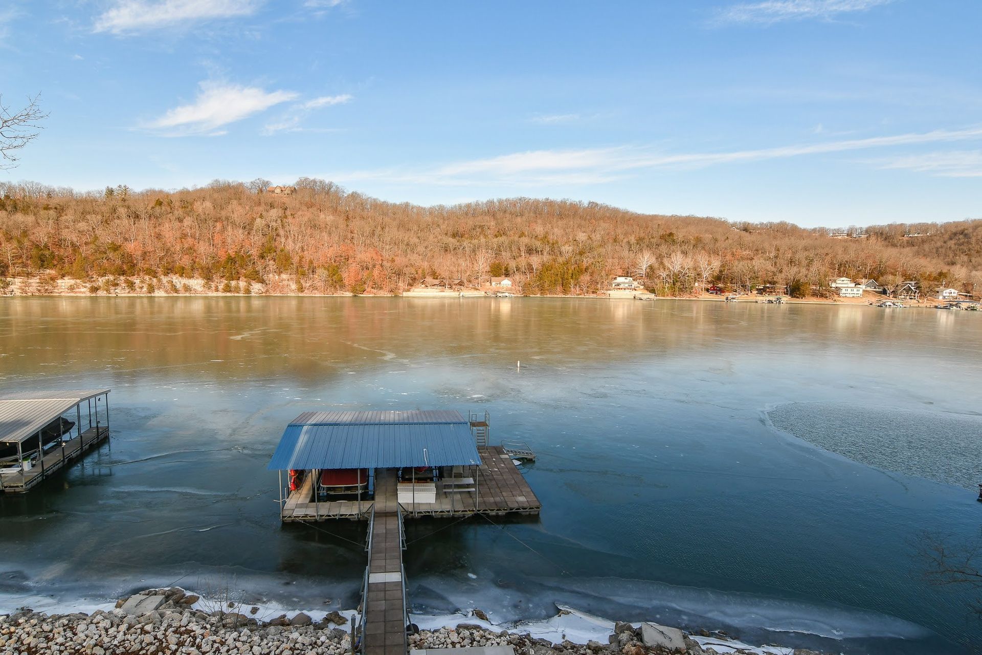 Luxury custom homes in St. Louis and Lake of the Ozarks