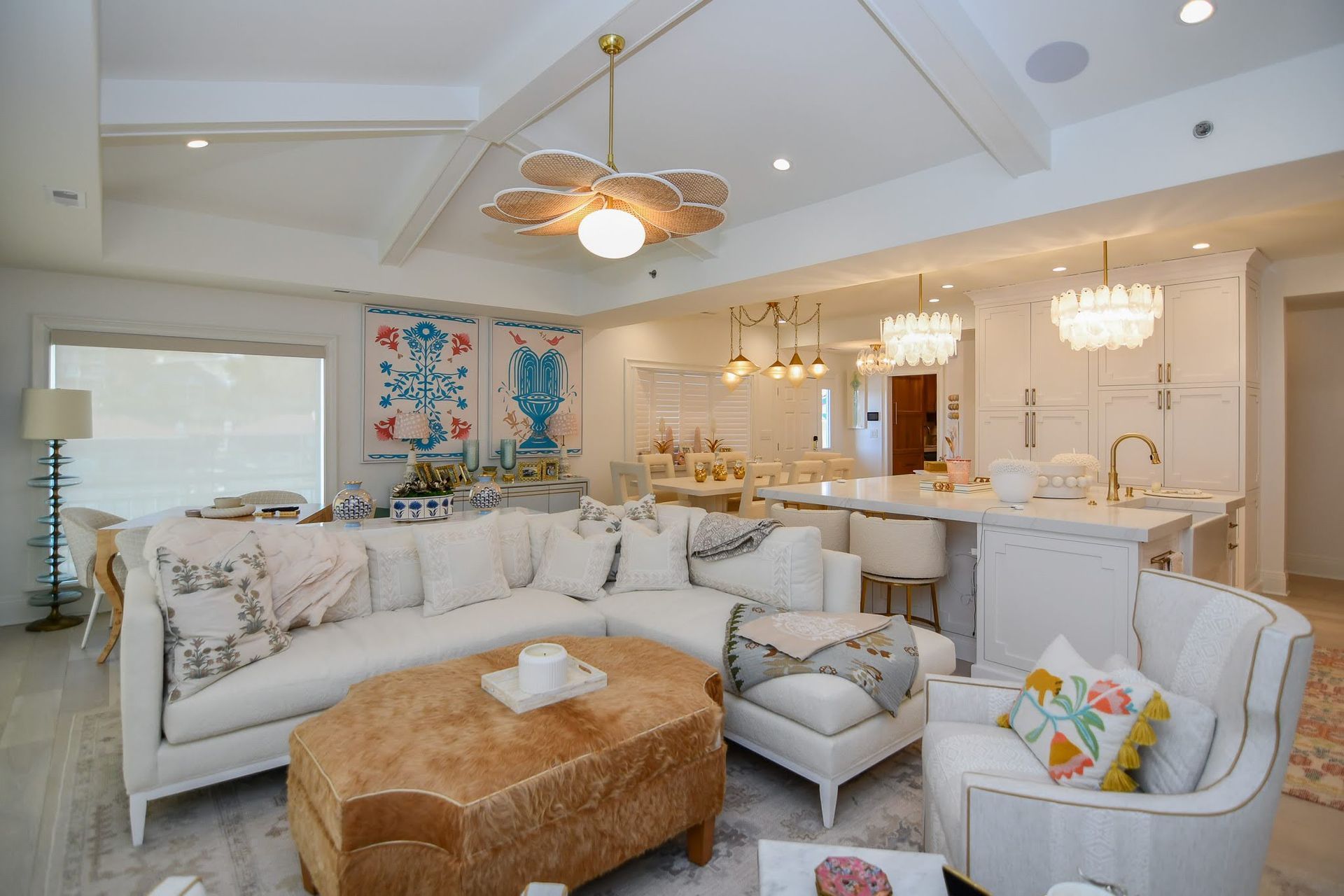 Luxury custom homes in St. Louis and Lake of the Ozarks