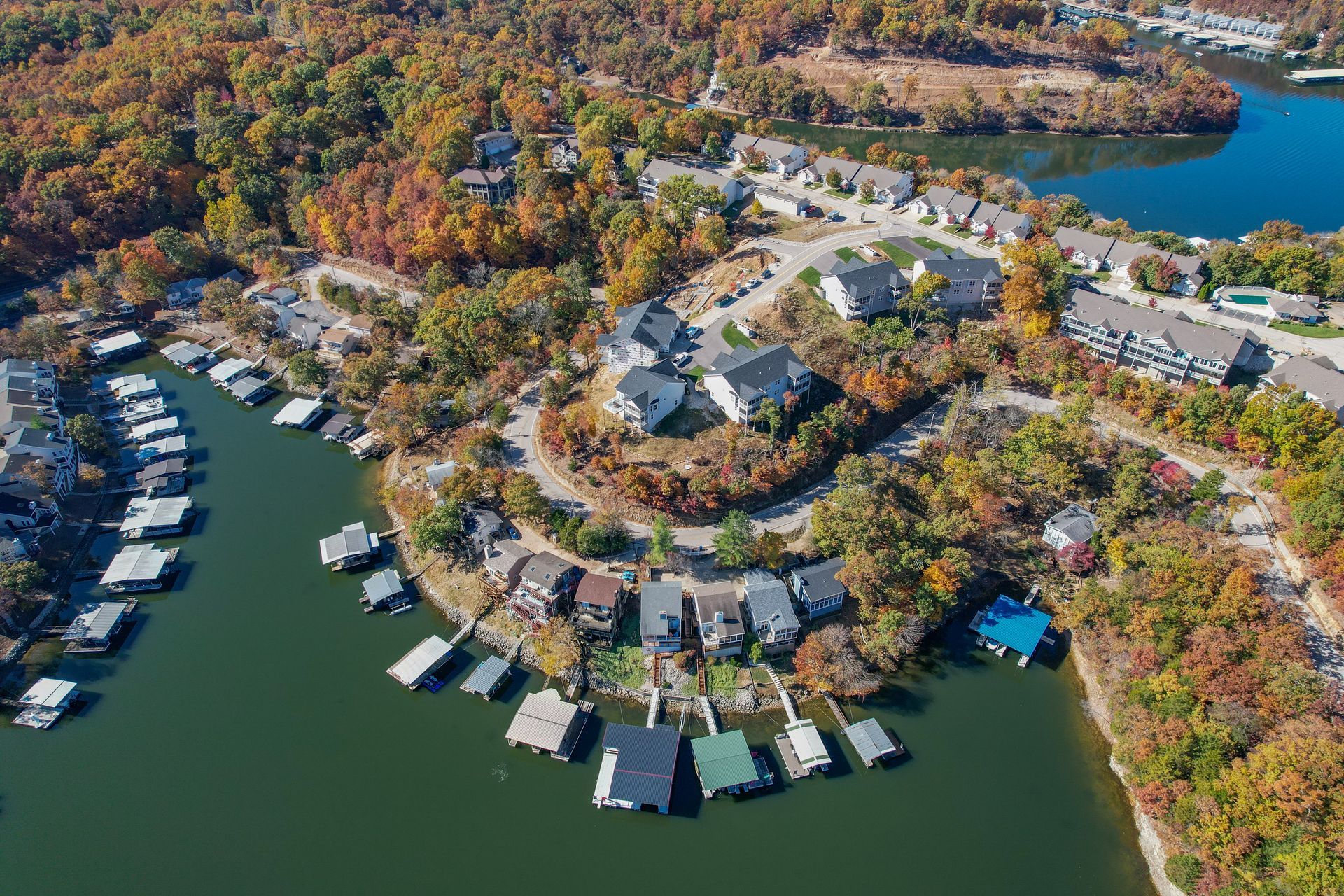 Luxury custom homes in St. Louis and Lake of the Ozarks