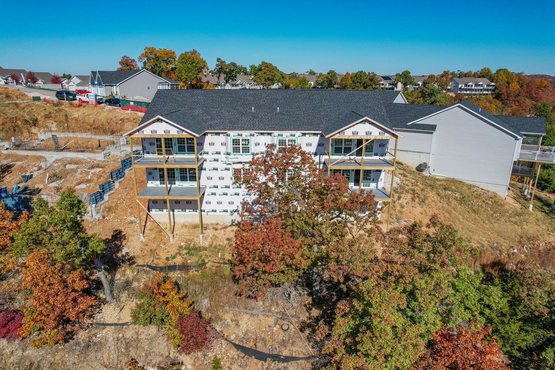 Luxury custom homes in St. Louis and Lake of the Ozarks