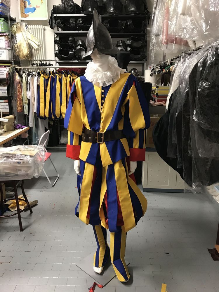 DAVID LAURA - NOLEGGIO COSTUMI