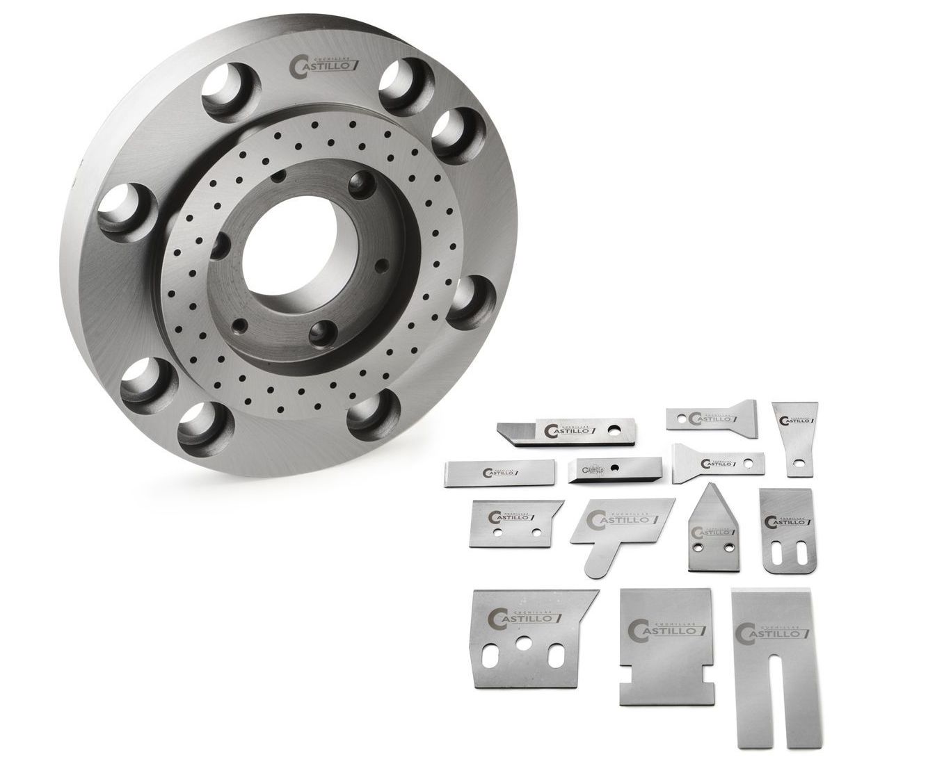 Rotor de freno de disco de metal y varias inserciones de herramientas de corte de metal.