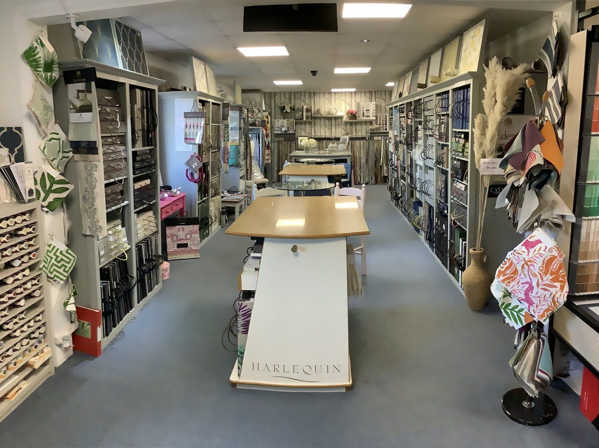 Mik's Paints Ltd decorating supplies in Newbury