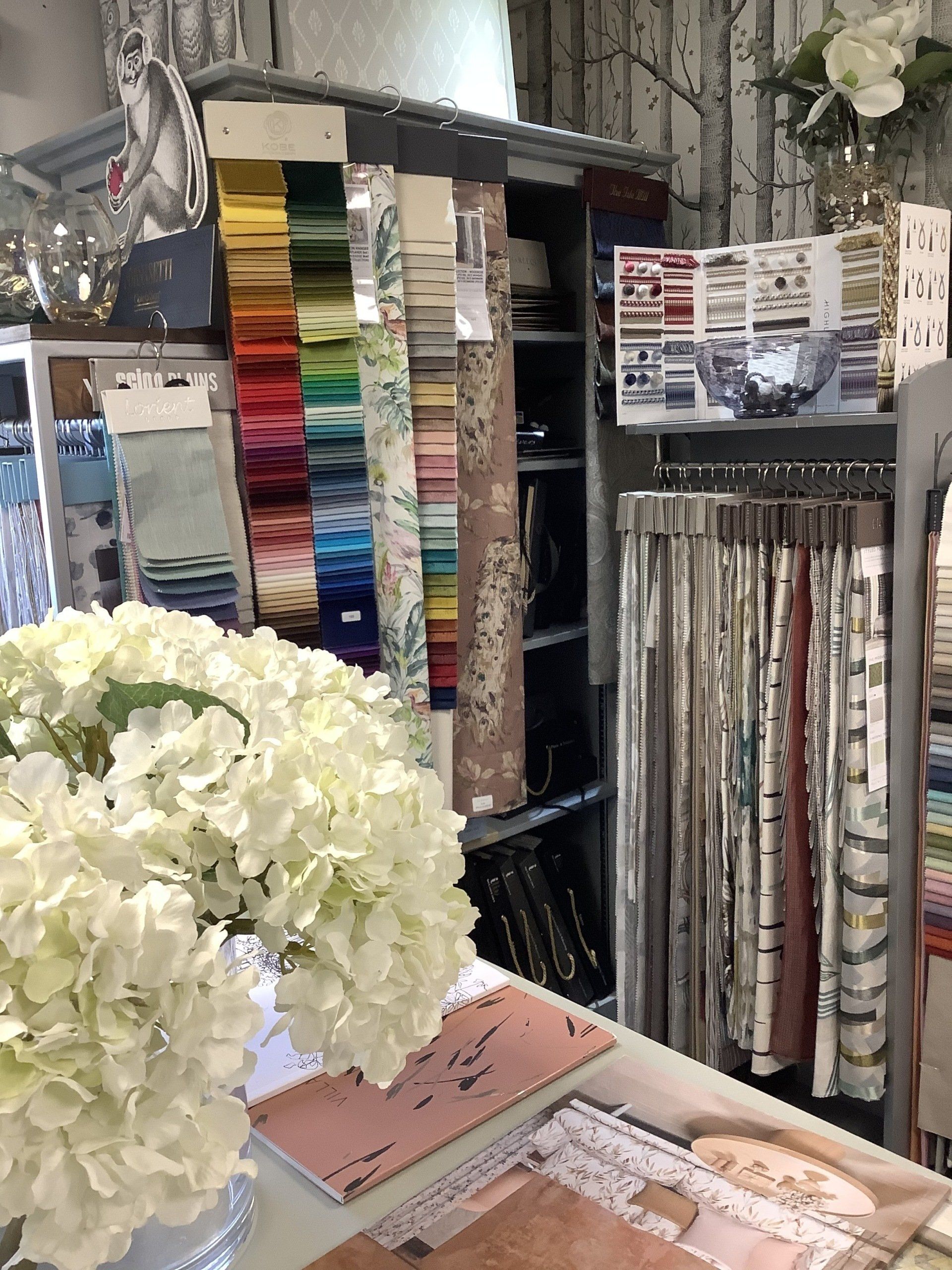 Mik's Paints Ltd decorating supplies in Newbury