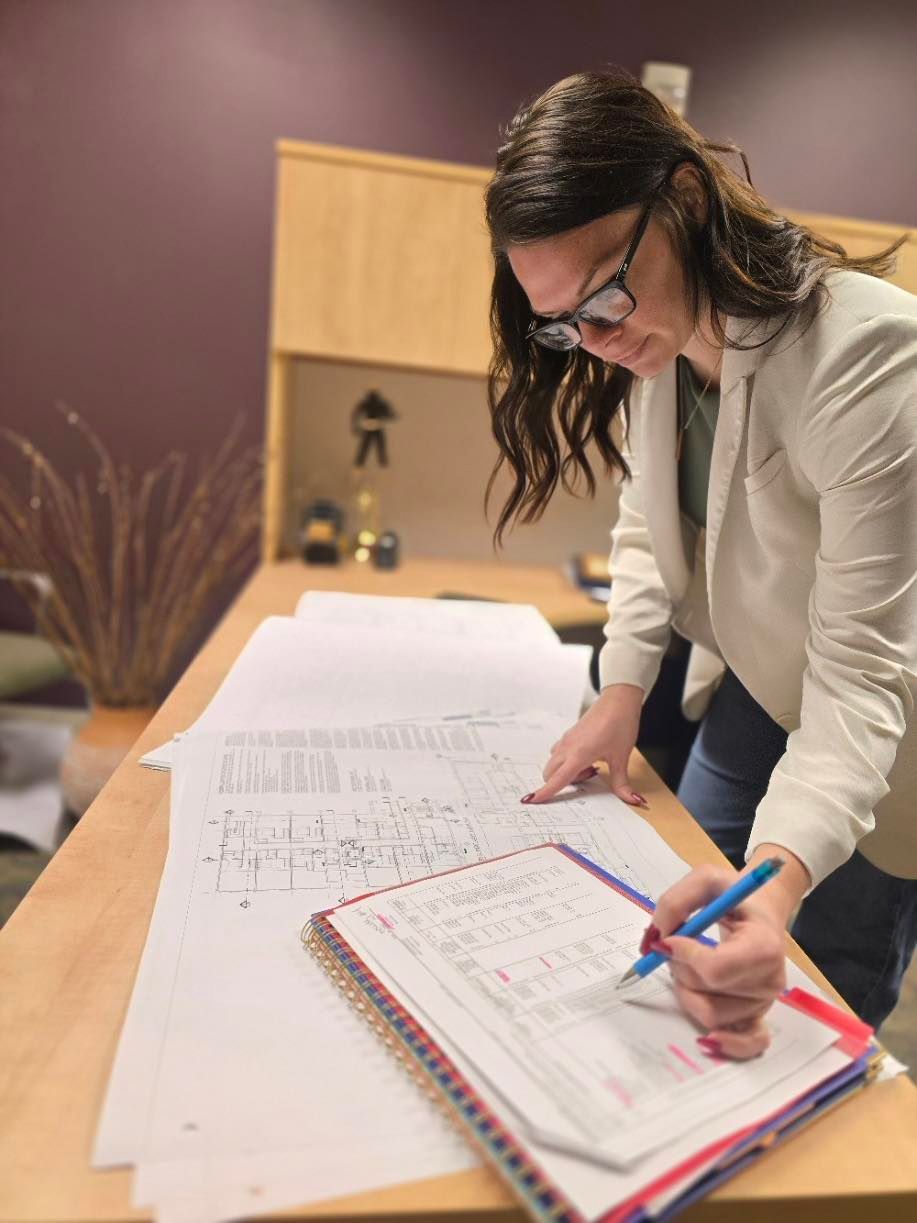 Program management team collaboration and alignment across multiple projects