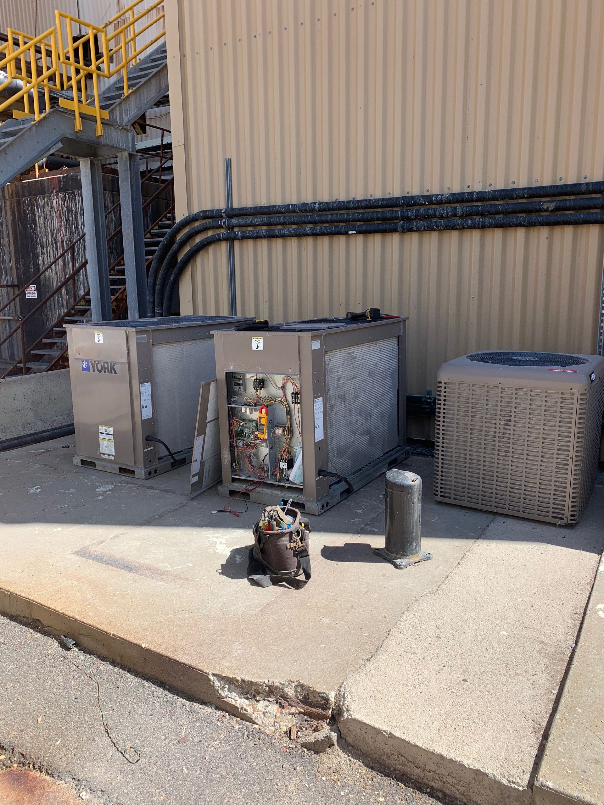 A commercial AC condenser repair in Wasatch Front, UT by Platinum Mechanical 
