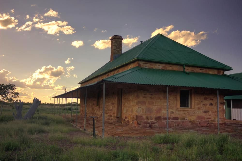 An Old Stone House with A Green Roof — Active Airconz in Tennant Creek, NT