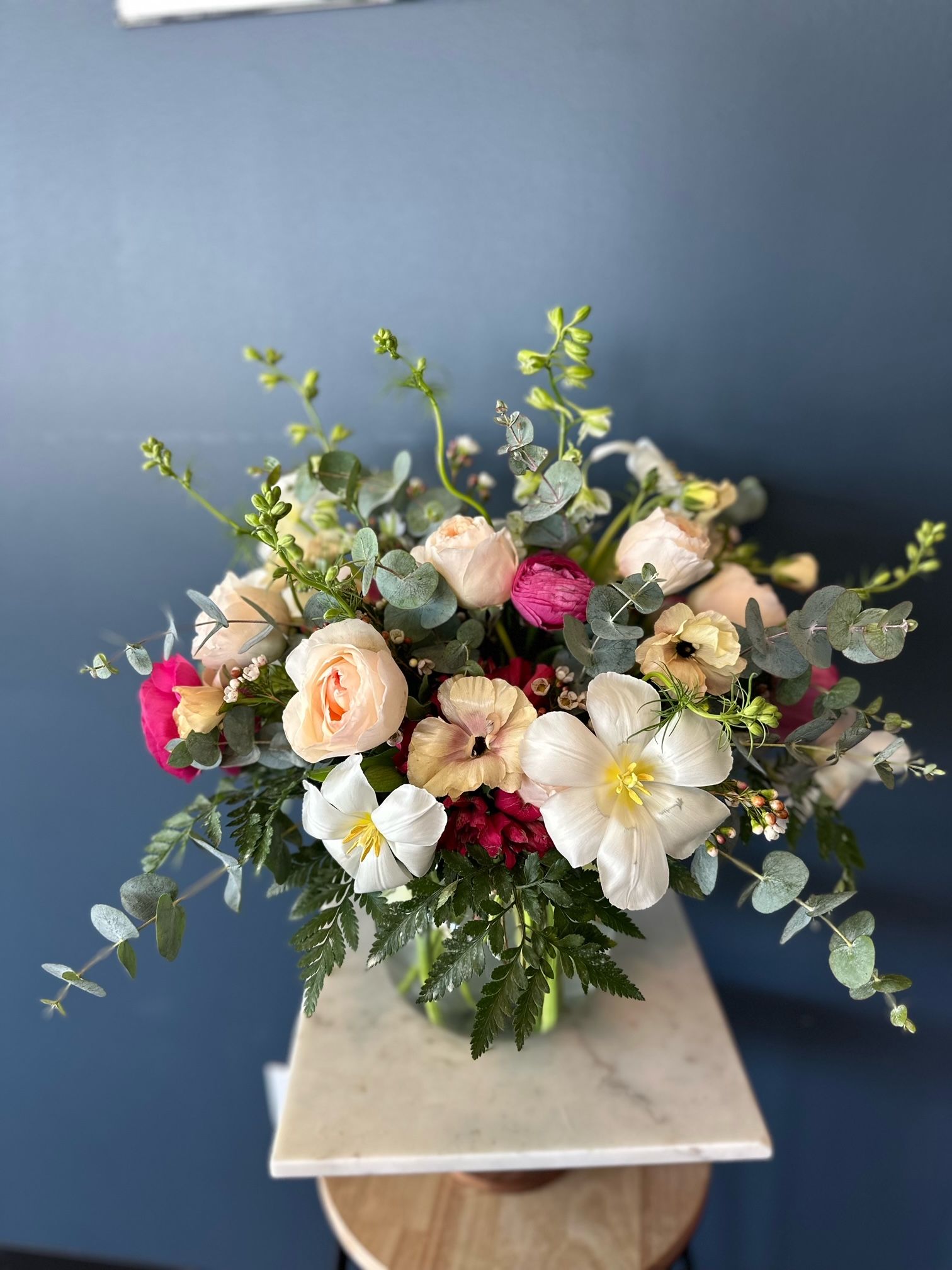 A close up of a bouquet of colorful flowers.