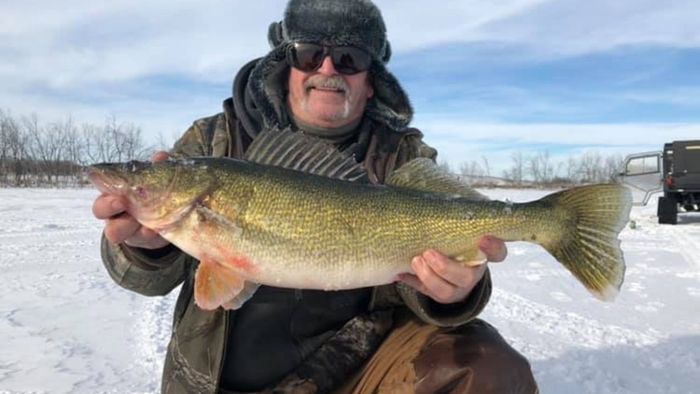 Ed's Bar and Bait Shop Devils Lake, ND