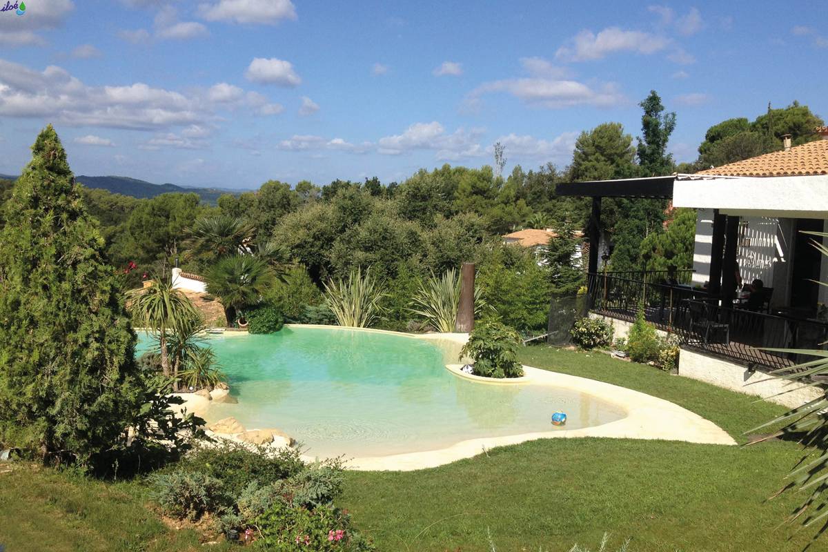 piscina naturale privata