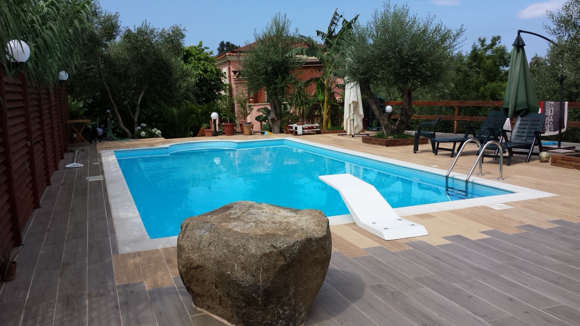 modello interrato di piscina