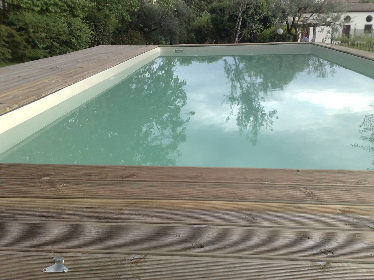piscina di legno fuori terra
