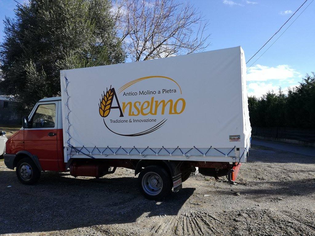 Striscioni per pubblicità su camion