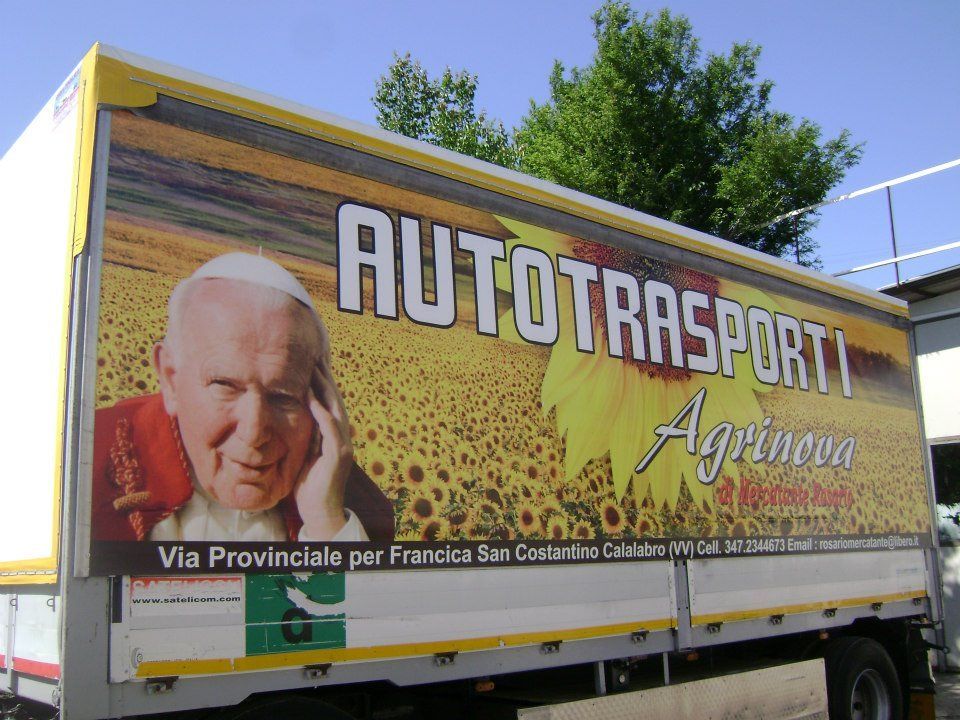 Strutture pubblicitarie per camion