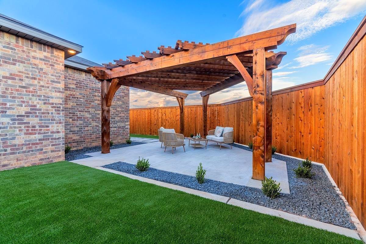 Pergolas and Fencing