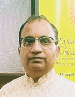 Hindu Priest available for Vedic Ceremonies