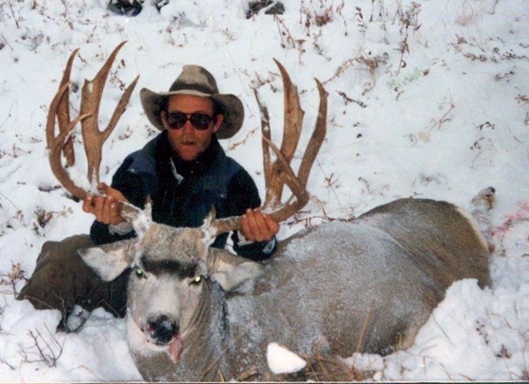 Trophy Wyoming mule deer hunt