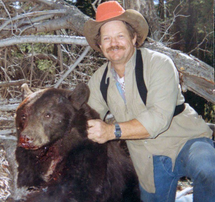 Wyoming spring bear hunting, Wyoming spring bear hunt, Wy outfitter