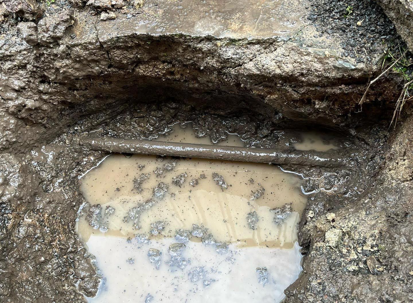 Water Leaks Caused By Burst Pipe