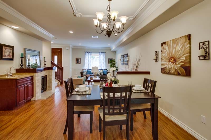 443 South Oakland Avenue