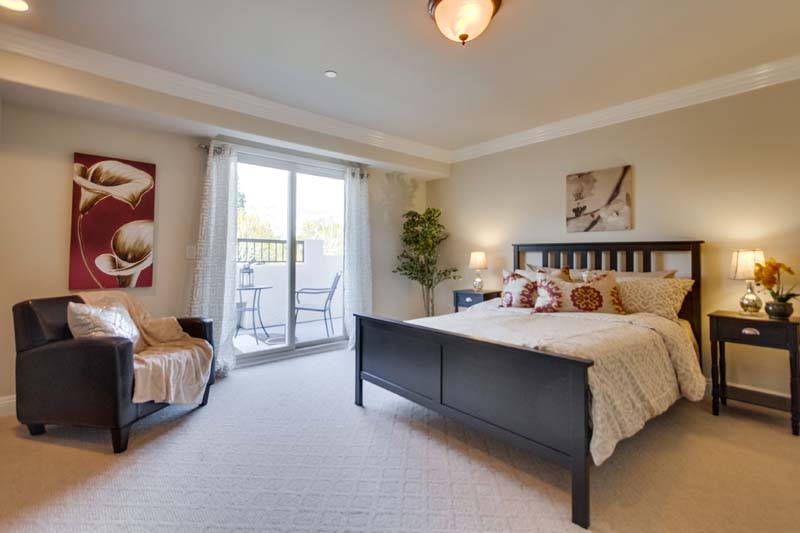 443 South Oakland Avenue