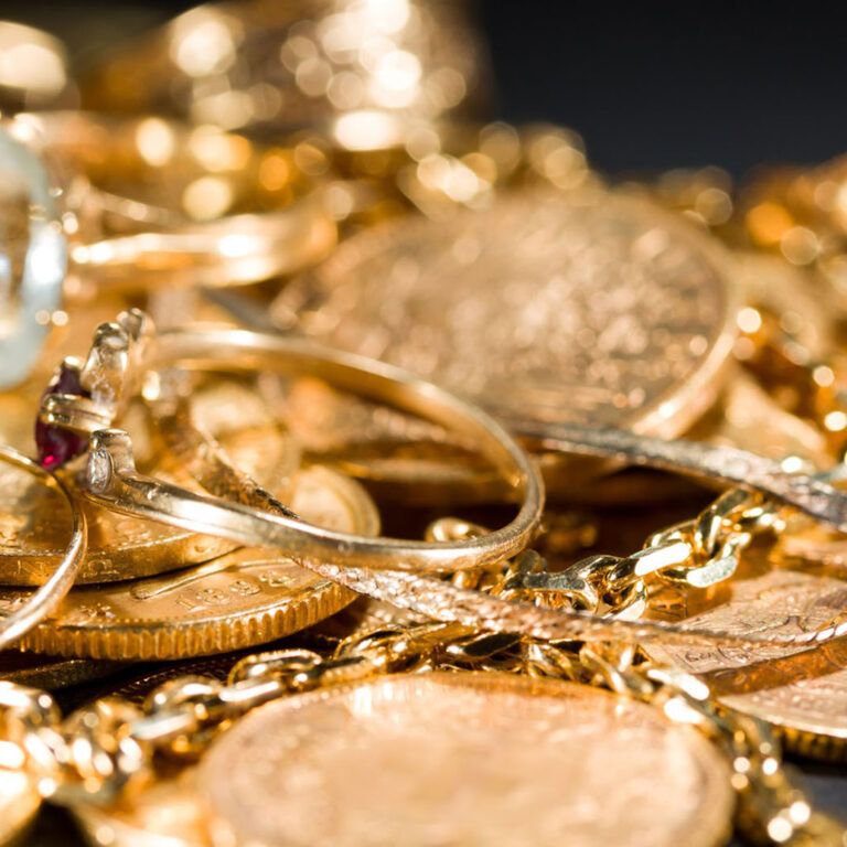 jewels and gold coins 1