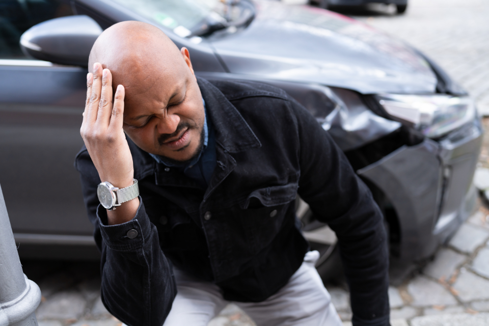 Advance Physicians at Crest Hill treats whiplash from auto accidents.