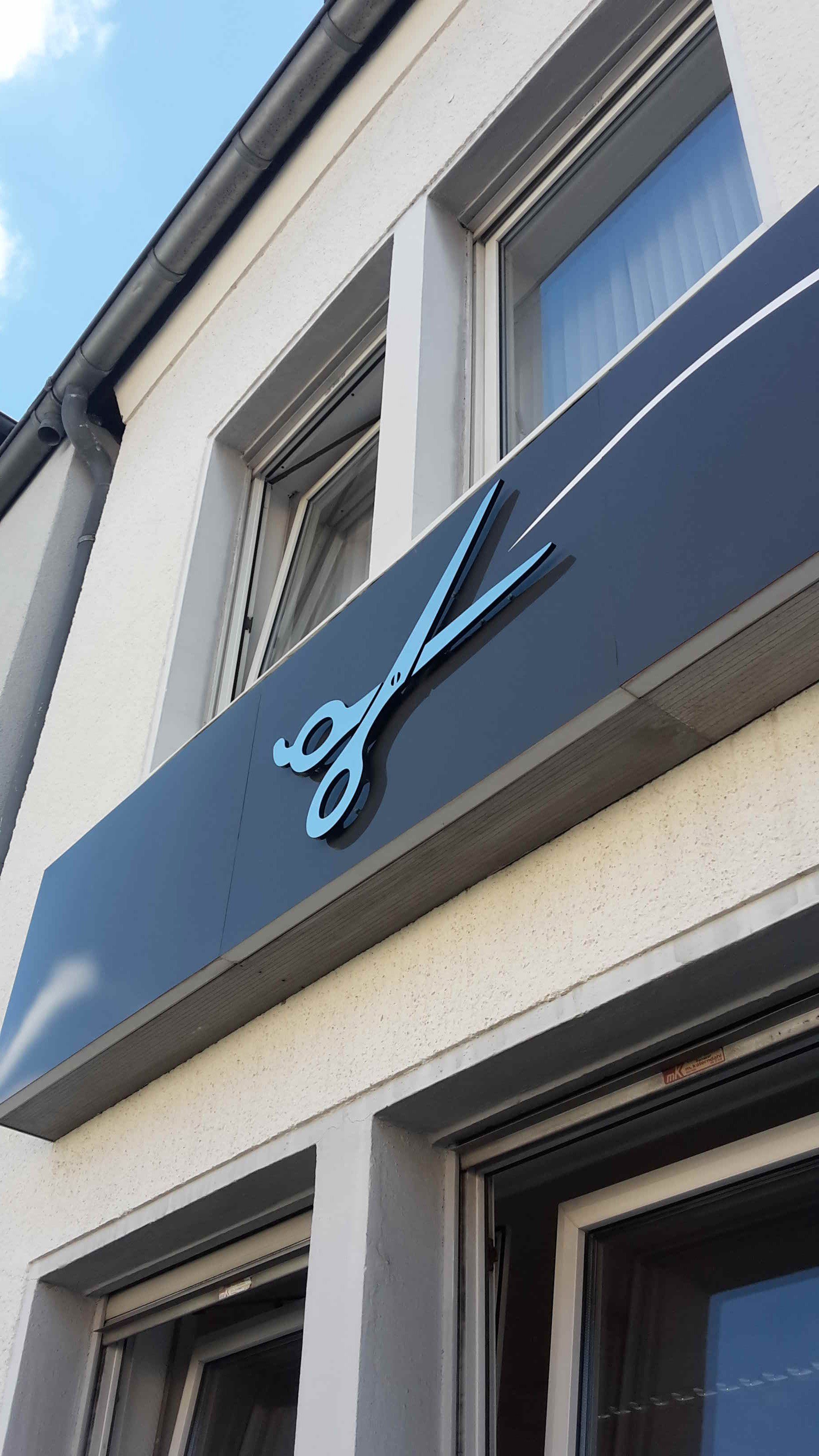 Fassadenwerbung Friseur Veltrup