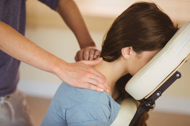 stoelmassage massagestoel stoel shiatsu drukpunten bedrijven werkstress ziekteverzuim bedrijf locatie lokatie