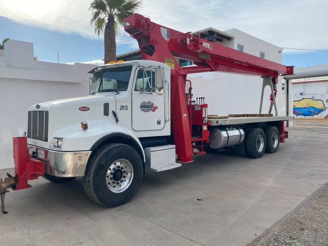 GRUAS Y MANIOBRAS JR - GRÚAS TITÁN